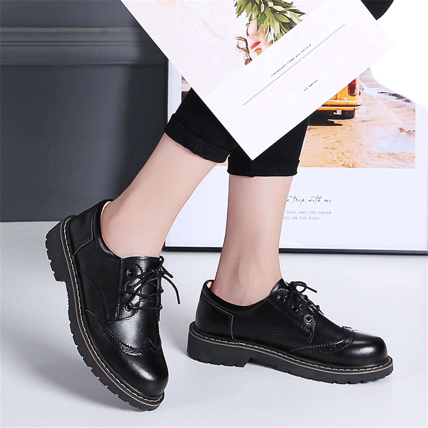 Oxford Shoes for Women,Perforated Lace-up Round Toe Leather Low Heel Brogues Shoe for Girls Ladies Women